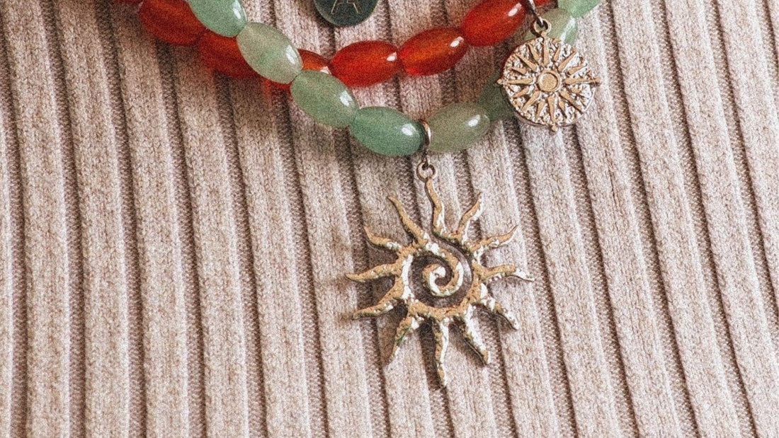 collar de piedras