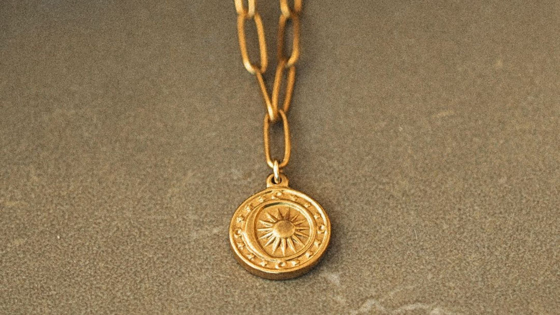 Cómo Elegir la Joya Perfecta Según Tu Estilo Personal - Positive Jewels