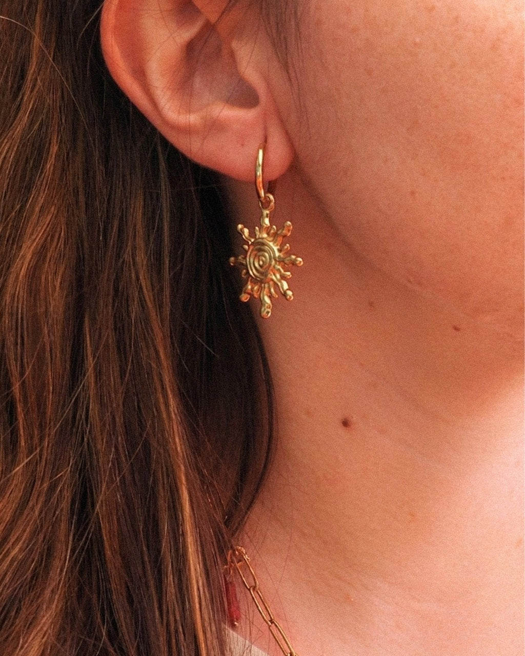 Pendientes Sol Acero Inoxidable Dorado