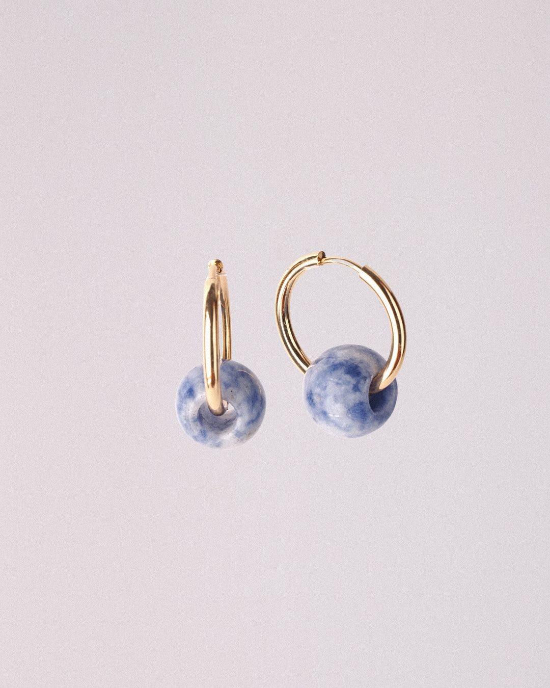 Pendientes Órbita Plus Acero Inoxidable Dorado Jaspe Mancha Azul