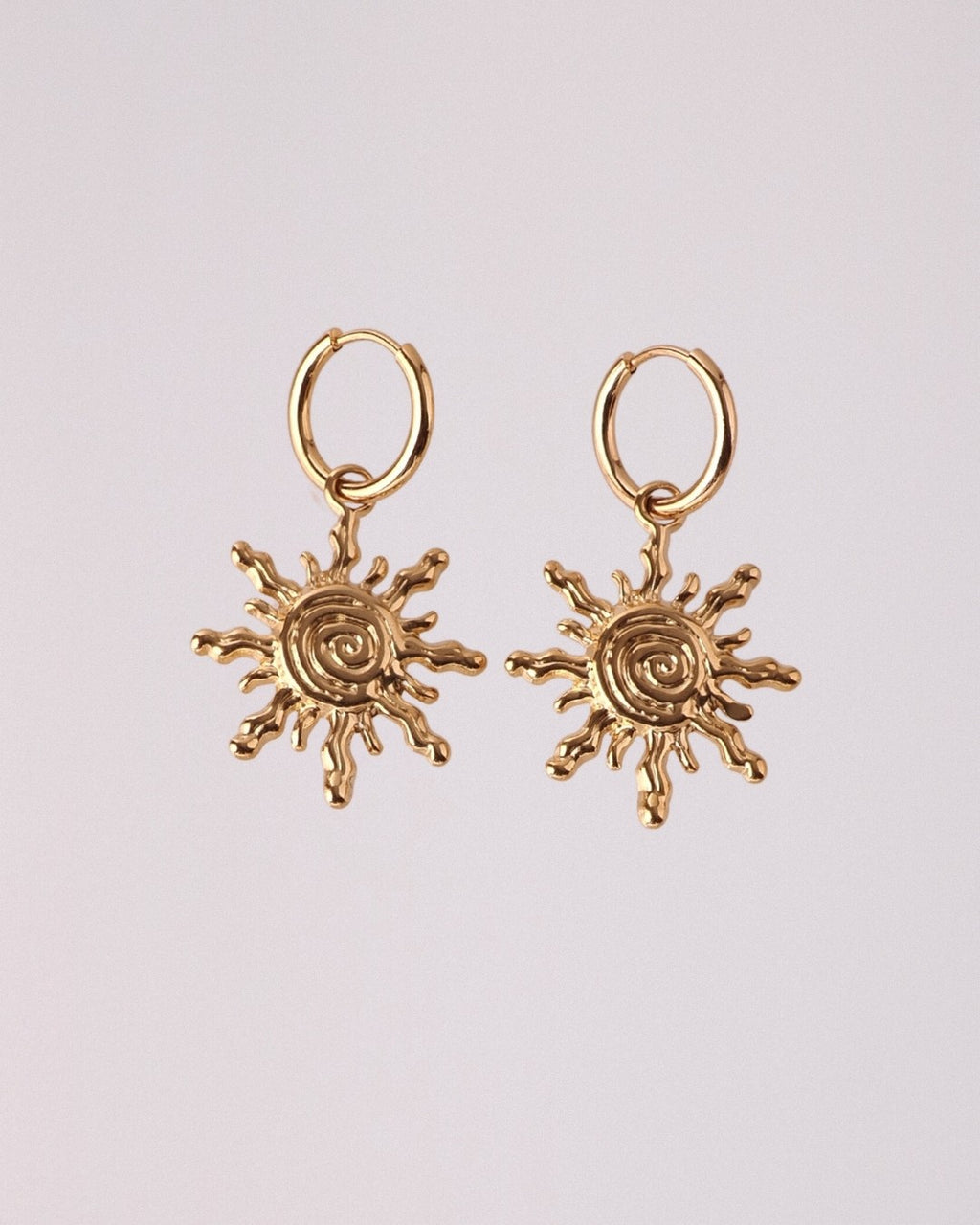 Pendientes Sol Acero Inoxidable Dorado