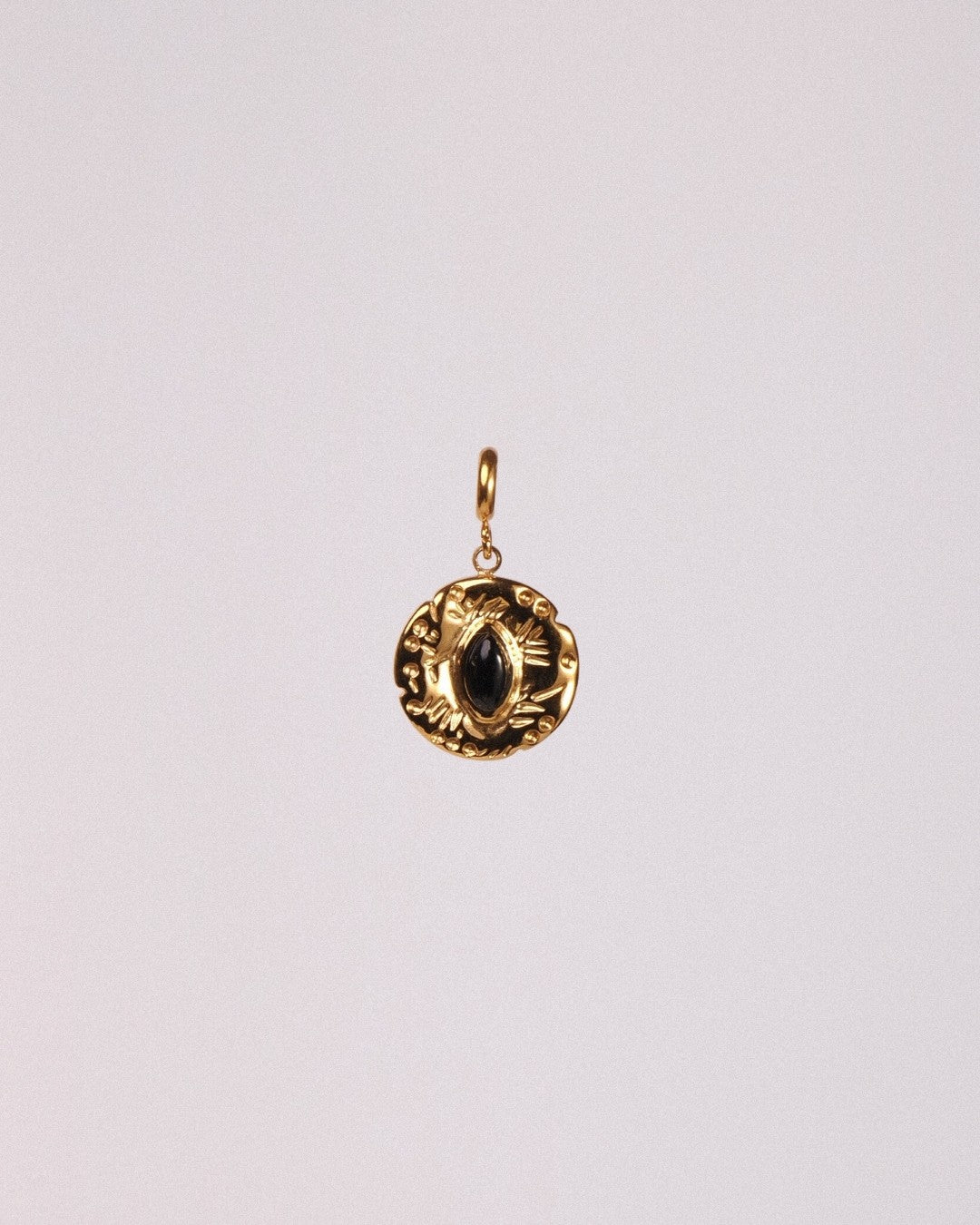 Charm Ojo de Serpiente Acero Inoxidable Dorado Ágata Negra