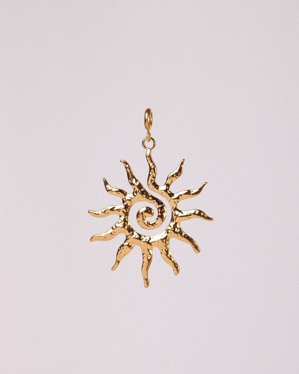 Charm Sol Acero Inoxidable Dorado