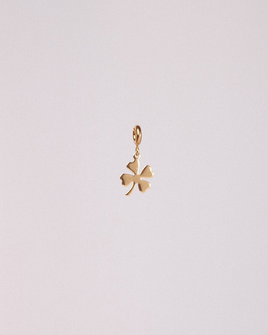 Charm Trébol Acero Inoxidable Dorado