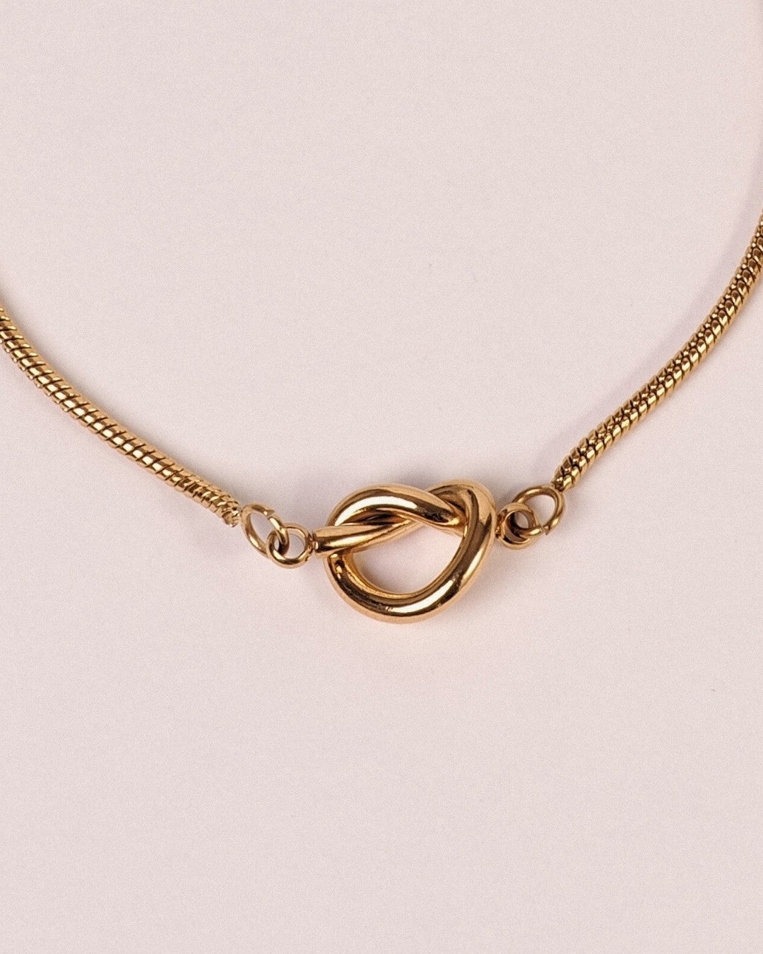 Pulsera Nudo Acero Inoxidable Dorado