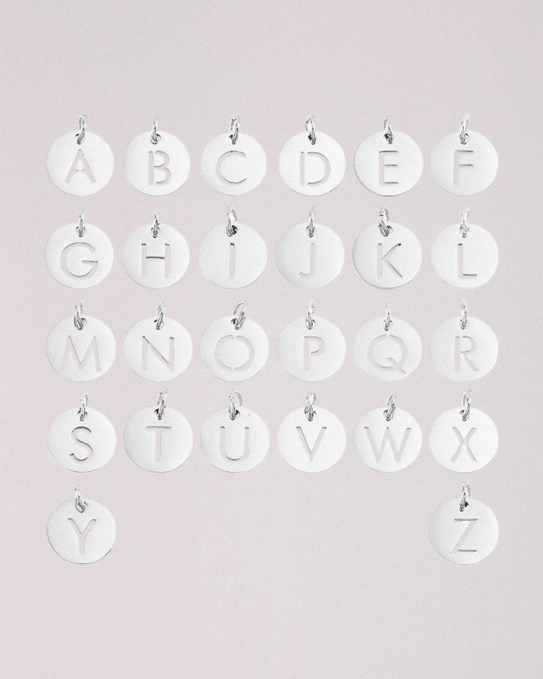 Charm Letra Acero Inoxidable - Positive Jewels