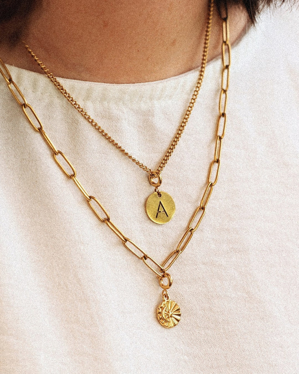 Charm Letra Acero Inoxidable Dorado - Positive Jewels