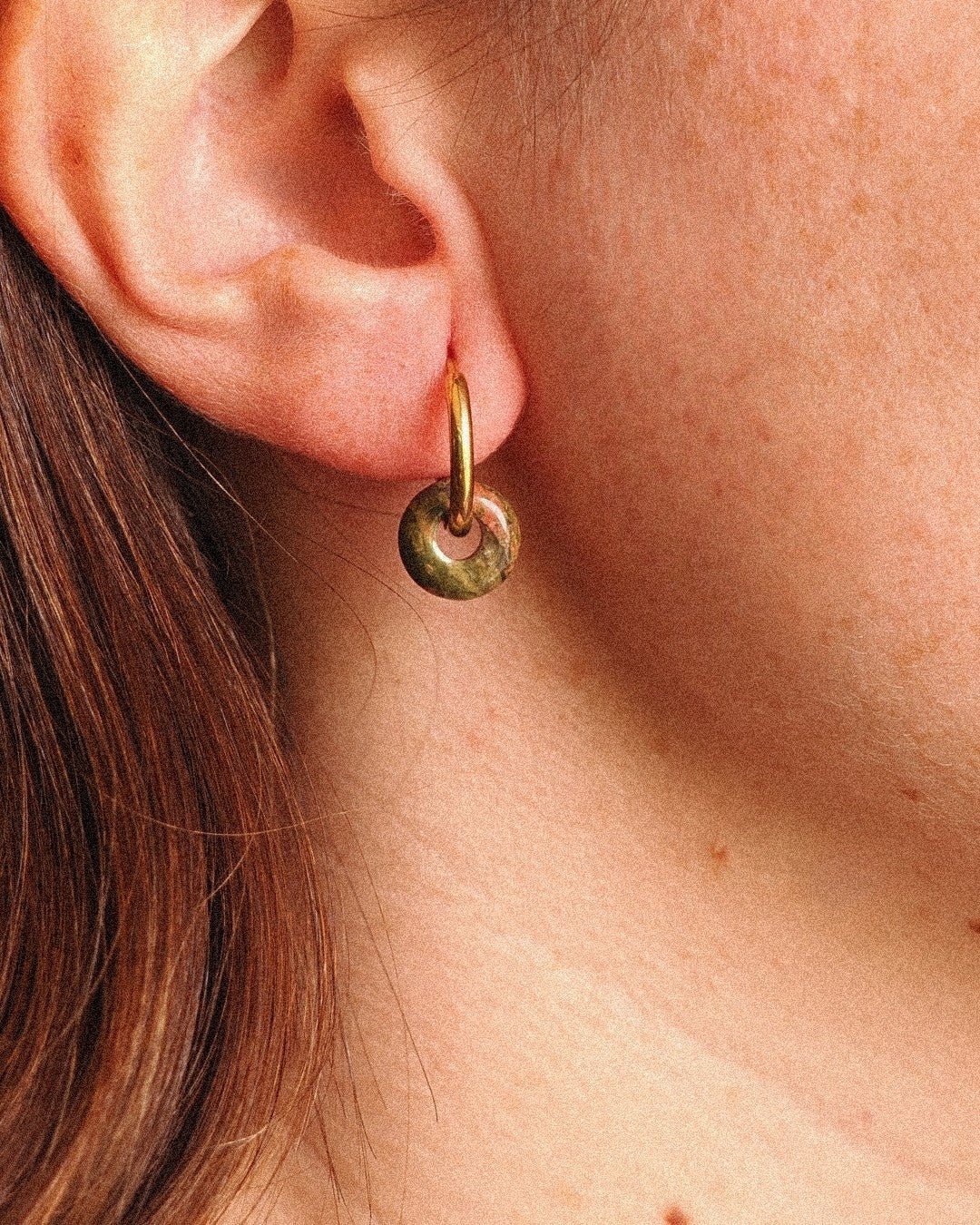 Pendientes Órbita Acero Inoxidable Dorado Unakita - Positive Jewels